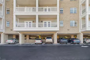 605 Market St, Greensboro, NC 27401 - Photo 3