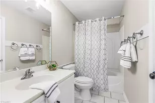 4107 Laurel Creek Dr, Greensboro, NC 27405 - Photo 15