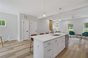 207 E Parker St, Graham, NC 27253 - Photo 19
