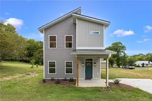 207 E Parker St, Graham, NC 27253 - Photo 1