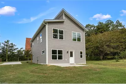 207 E Parker Street, Graham, NC 27253 - Photo 27
