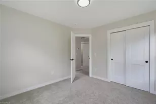 207 E Parker St, Graham, NC 27253 - Photo 15