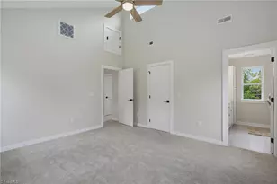 207 E Parker St, Graham, NC 27253 - Photo 9