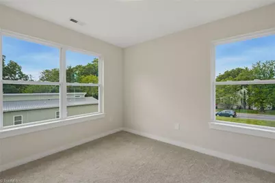 207 E Parker Street, Graham, NC 27253 - Photo 11