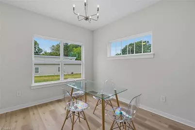 207 E Parker Street, Graham, NC 27253 - Photo 21