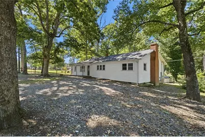 1158 Johnsontown Road, Thomasville, NC 27360 - Photo 3