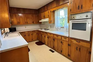 140 Northeast Cir, Elkin, NC 28621 - Photo 7