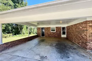140 Northeast Cir, Elkin, NC 28621 - Photo 5