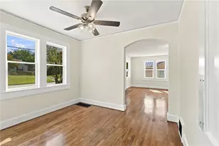 812 Holland St, Winston-Salem, NC 27101 - Photo 13