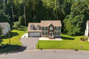 1105 Fox Hunt Ln, Reidsville, NC 27320 - Photo 3