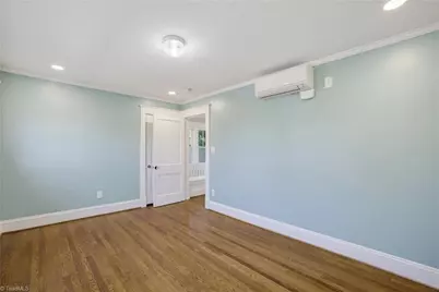 407 W Bessemer Avenue, Greensboro, NC 27401 - Photo 25