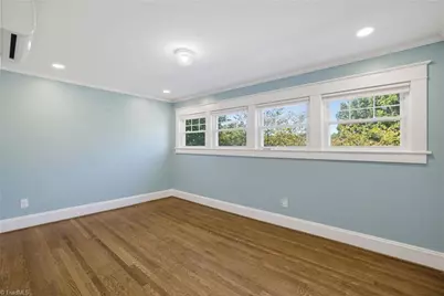 407 W Bessemer Avenue, Greensboro, NC 27401 - Photo 23