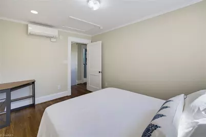 407 W Bessemer Avenue, Greensboro, NC 27401 - Photo 19