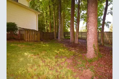 4017 Preswick Court, High Point, NC 27265 - Photo 37