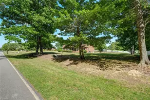 1153 Town Creek Rd, Eden, NC 27288 - Photo 3