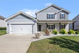 164 Sand Hill Dr, Lexington, NC 27295 - Photo 1