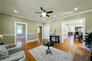 3606 Country Club Rd, Winston-Salem, NC 27104 - Photo 7
