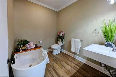 3606 Country Club Road, Winston-Salem, NC 27104 - Photo 23