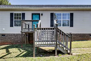3242 Creekridge Country Rd, Randleman, NC 27317 - Photo 43