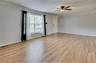 3242 Creekridge Country Rd, Randleman, NC 27317 - Photo 3