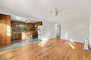 2723 Trail One, Burlington, NC 27215 - Photo 9