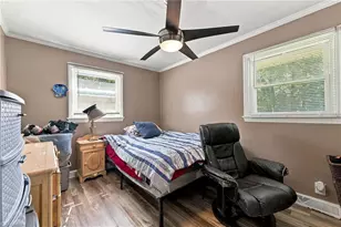 1612 Brannock Dr, Greensboro, NC 27406 - Photo 19