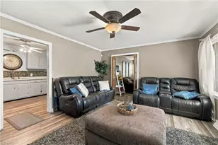 1612 Brannock Dr, Greensboro, NC 27406 - Photo 5
