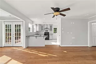 2331 Fortune Ln, Greensboro, NC 27408 - Photo 3