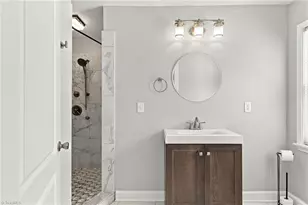 2331 Fortune Ln, Greensboro, NC 27408 - Photo 13