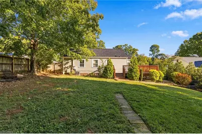 2331 Fortune Lane, Greensboro, NC 27408 - Photo 21