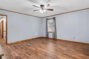 439 James Ct, High Point, NC 27265 - Photo 5