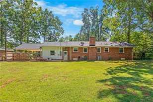 645 Hodgin Valley Rd, Pleasant Garden, NC 27313 - Photo 15