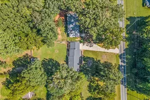 645 Hodgin Valley Rd, Pleasant Garden, NC 27313 - Photo 19
