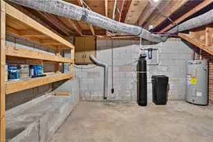 3453 McConnell Rd, Greensboro, NC 27405 - Photo 23
