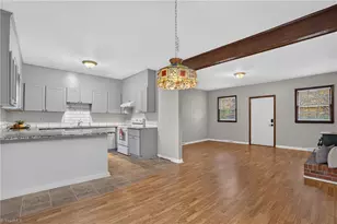 3453 McConnell Rd, Greensboro, NC 27405 - Photo 9