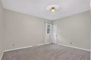 3453 McConnell Rd, Greensboro, NC 27405 - Photo 17