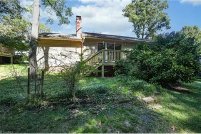 3809 Parkwood Drive, Greensboro, NC 27403 - Photo 23