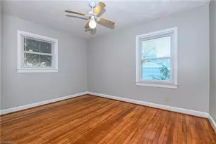 3809 Parkwood Dr, Greensboro, NC 27403 - Photo 17