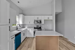 710 Dick St, Greensboro, NC 27403 - Photo 9