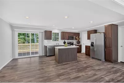 180 Christophers Court, Lexington, NC 27295 - Photo 9