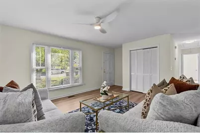 815 Tipperary Drive, Greensboro, NC 27406 - Photo 11