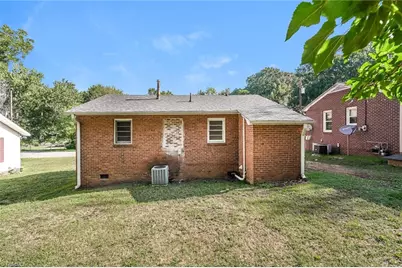 1006 E Devonshire Street, Winston-Salem, NC 27107 - Photo 15