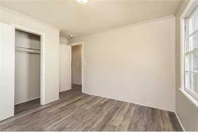 1006 E Devonshire Street, Winston-Salem, NC 27107 - Photo 11