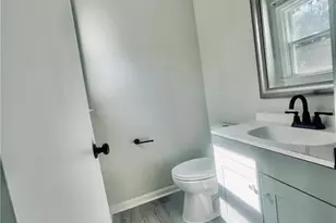 4709 Chaucer Dr, Greensboro, NC 27407 - Photo 7