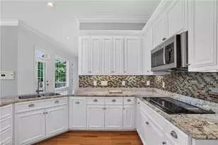 1018 Lochshire Dr, Burlington, NC 27215 - Photo 21