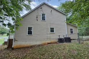 5710 Windworth Dr, Winston-Salem, NC 27106 - Photo 3
