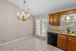 1703 Foxhall Ln, Greensboro, NC 27410 - Photo 17