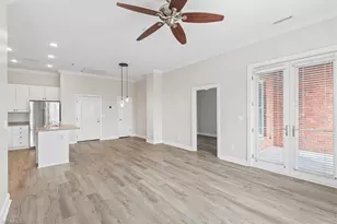 113 N Church St, Greensboro, NC 27401 - Photo 3