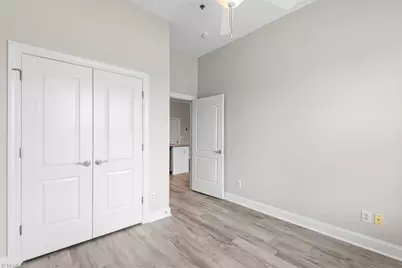 113 N Church Street #206, Greensboro, NC 27401 - Photo 5