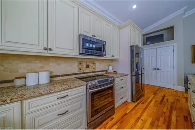 1703 River Knoll Court, Greensboro, NC 27409 - Photo 19